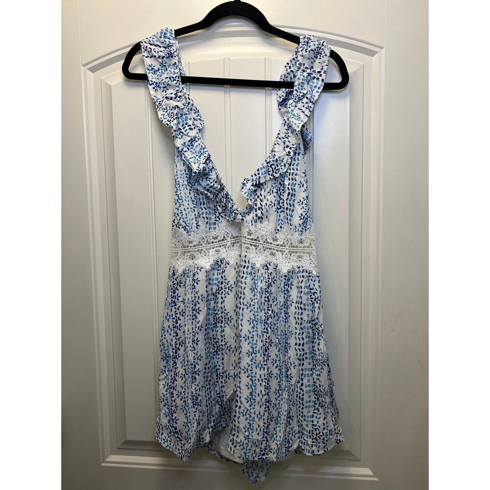 NWT En Crème Women’s Ruffle Sleeveless Print Lace‎ Romper Size M White Blue